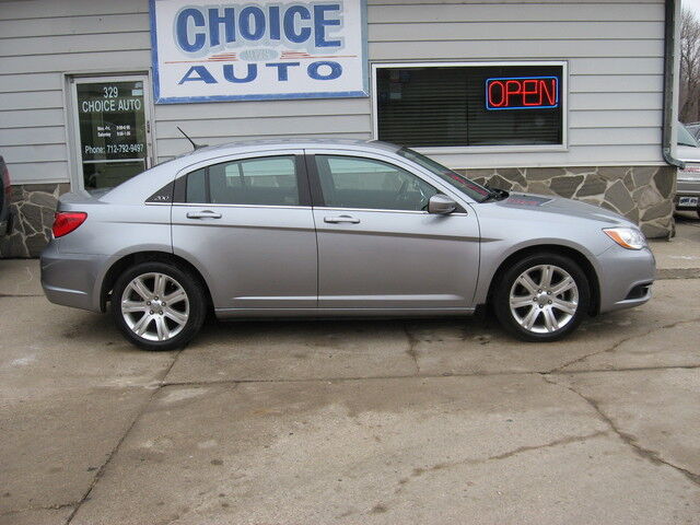 2013 Chrysler   - Choice Auto